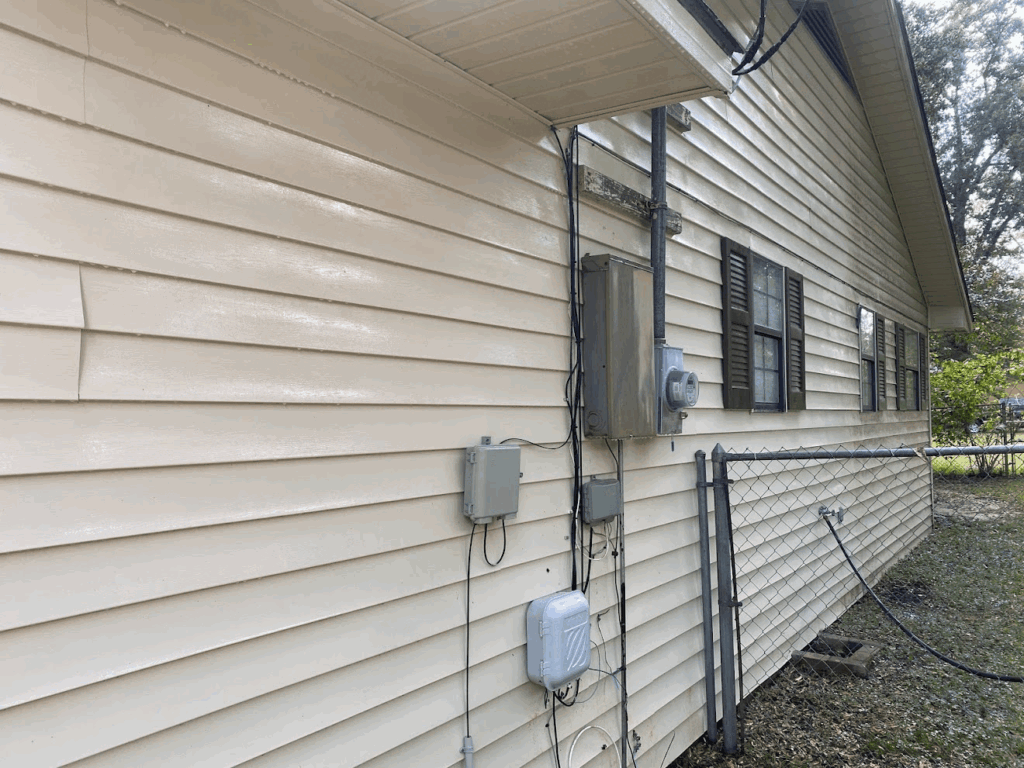 soft washing service in Oxford, MS and the entire North Mississippi. Call us today for a free quote!